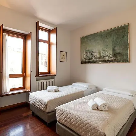 Domus - Residenza Ponte Pietra Vérone