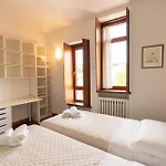 Residenza Ponte Pietra - Domus アパート *