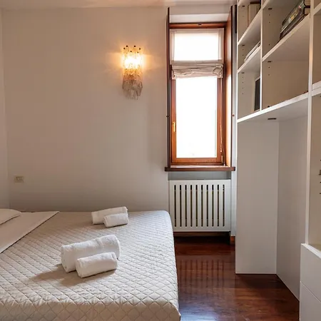 Residenza Ponte Pietra - Domus Apartman Verona