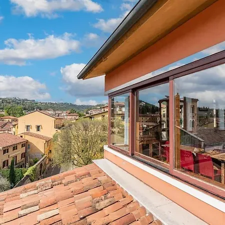Domus - Residenza Ponte Pietra * Verona