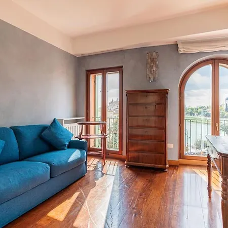 Apartment Domus - Residenza Ponte Pietra